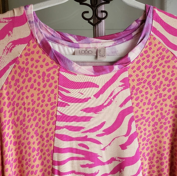LOGO Tunic Style Top, Size M, never worn - Picture 8 of 9